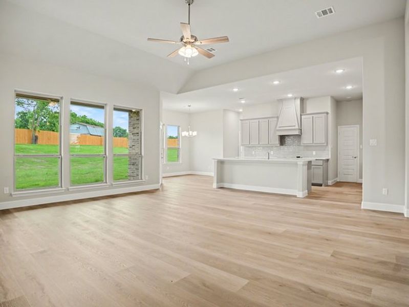 Spacious, unfurnished interior of a new home in Cole Crossing Estates, DeSoto (Image 15). Spacious, unfurnished interior of a new home in Cole Crossing Estates, DeSoto (Image 15).