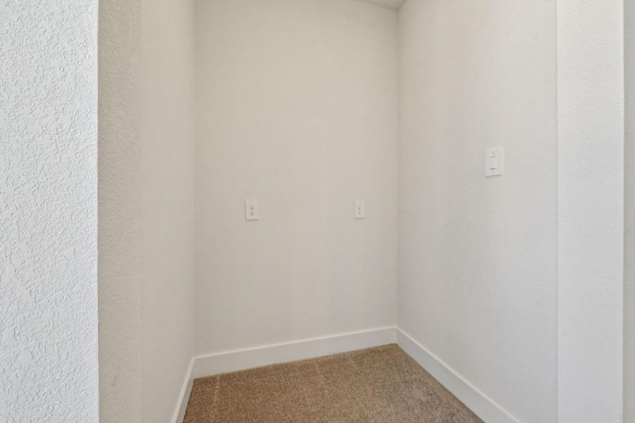 Spacious, unfurnished interior of a new home in Pinewood Trails - Luxe Series, Houston (Image 34).