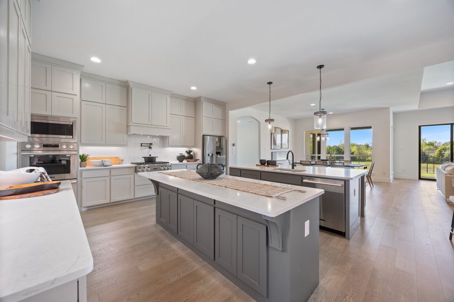 Representative furnished interior of a home built from the Blackburn by Windsor Homes in Ridge Pointe Estates, McLendon-Chisholm (Image 18).