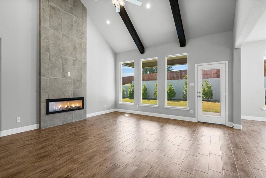 Spacious, unfurnished interior of a new home in , Glen Rose (Image 19). Spacious, unfurnished interior of a new home in , Glen Rose (Image 19).