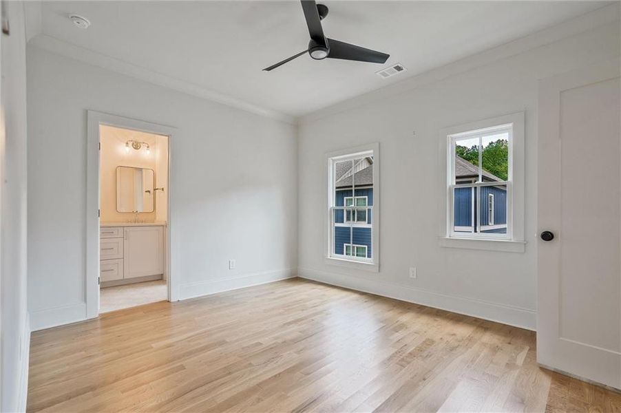 Spacious, unfurnished interior of a new home in Pendergrast Farm, Atlanta (Image 48).