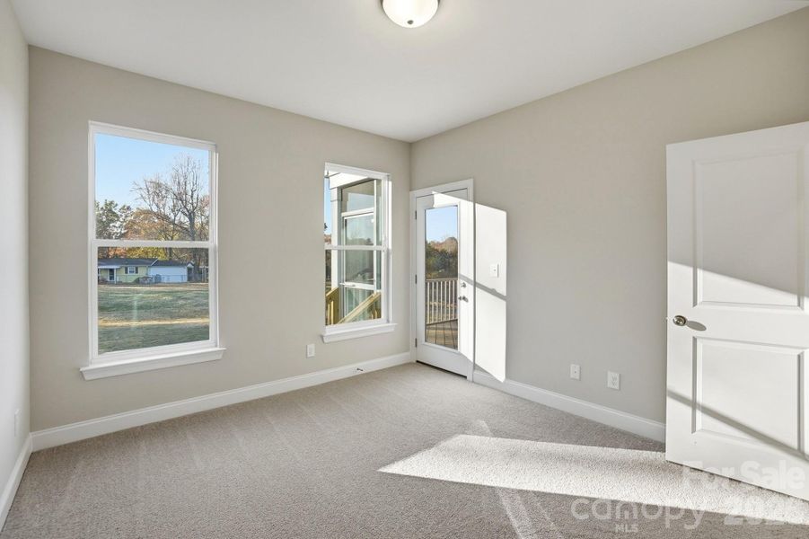 Guest bedroom on the main
