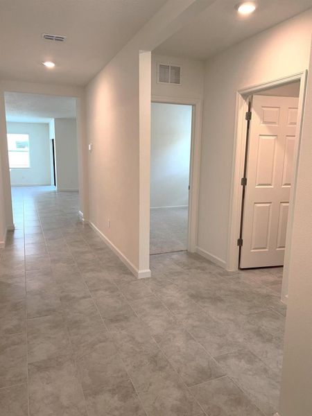 Spacious, unfurnished interior of a new home in Morningside, Fort Pierce (Image 9). Spacious, unfurnished interior of a new home in Morningside, Fort Pierce (Image 9).