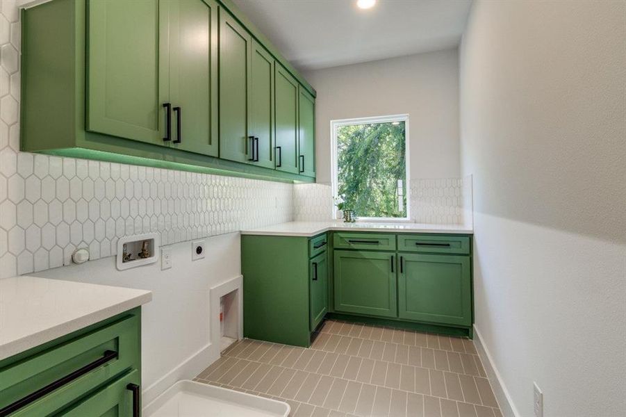 Furnished interior view inside a new home in , Dallas (Image 8). Furnished interior view inside a new home in , Dallas (Image 8).