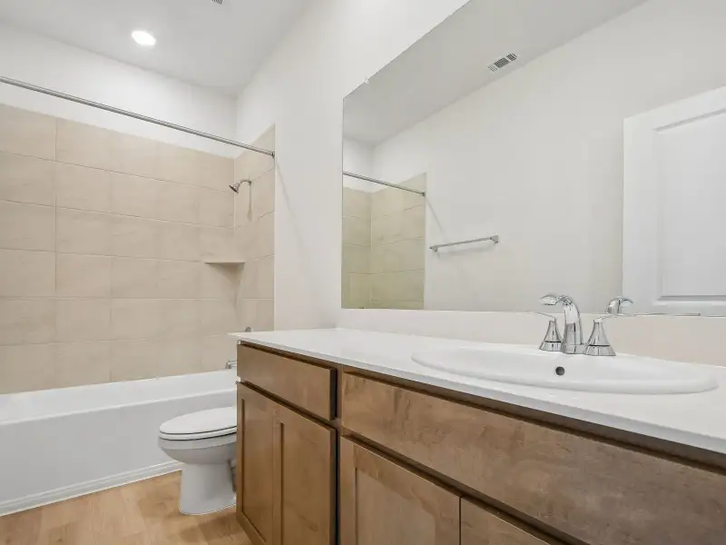 Furnished interior view inside a new home in Waterstone Crossing, Kyle (Image 6).
