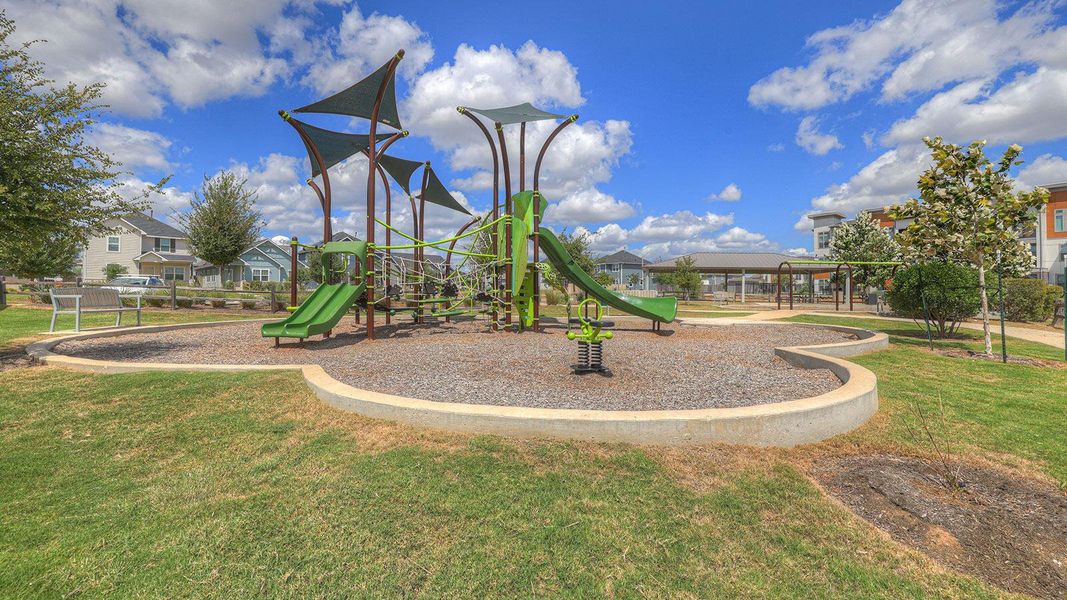 Community amenities in Paramount, Kyle (Image 26).