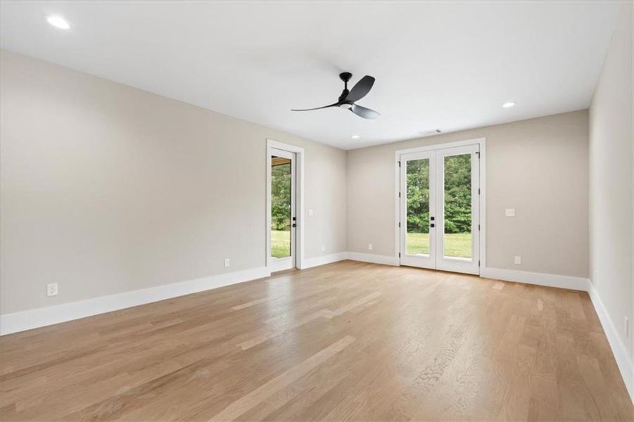Spacious, unfurnished interior of a new home in , Bremen (Image 51).
