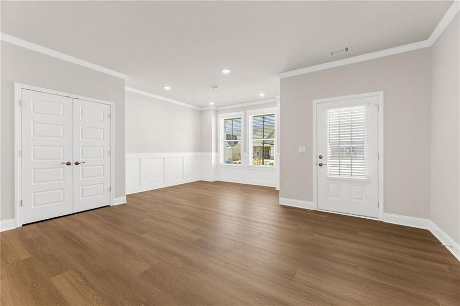 Spacious, unfurnished interior of a new home in Cooper's Walk, Loganville (Image 9).