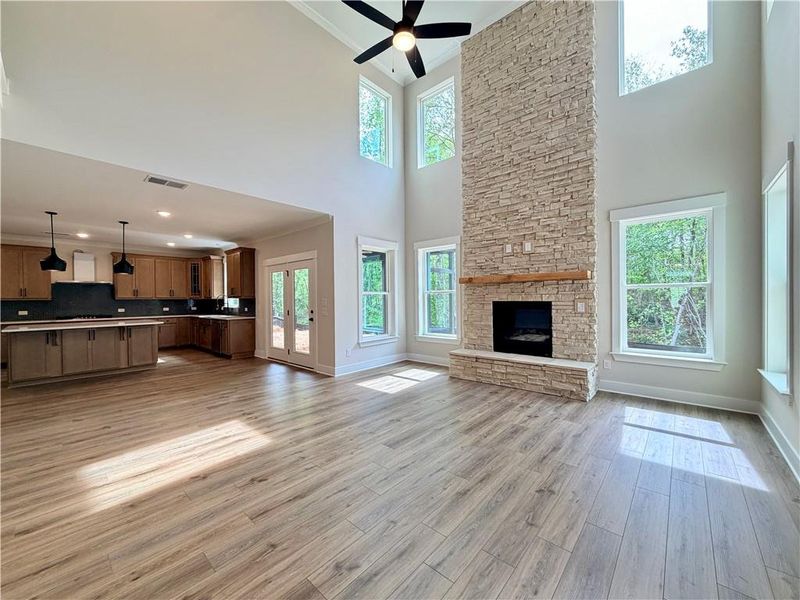 Spacious, unfurnished interior of a new home in Arbor West, Dawsonville (Image 16).