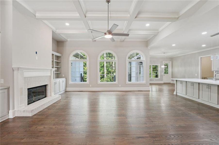 Furnished interior view inside a new home in The Reserve At Governors Towne Club, Acworth (Image 52). Furnished interior view inside a new home in The Reserve At Governors Towne Club, Acworth (Image 52).
