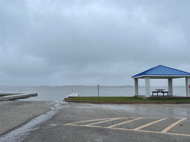 secondary boat ramp for Lake Conroe access located by the pool.