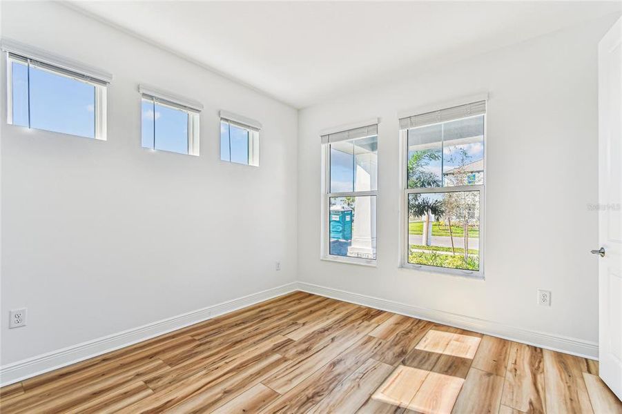Spacious, unfurnished interior of a new home in Hawkstone, Sarasota (Image 37). Spacious, unfurnished interior of a new home in Hawkstone, Sarasota (Image 37).