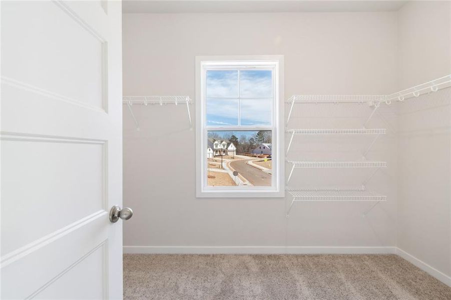 Spacious, unfurnished interior of a new home in Rosewood Lake Estates, Hoschton (Image 34).