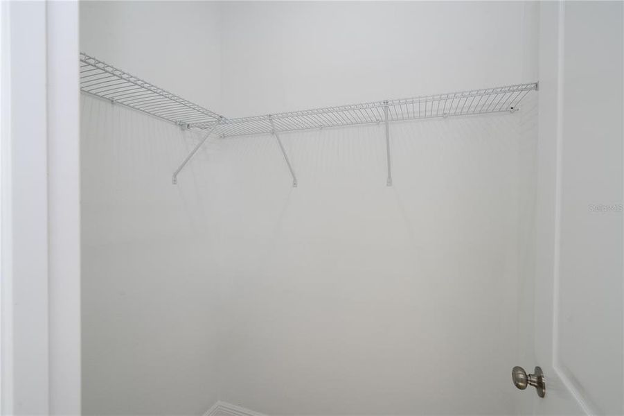 Spacious, unfurnished interior of a new home in , Haines City (Image 24).