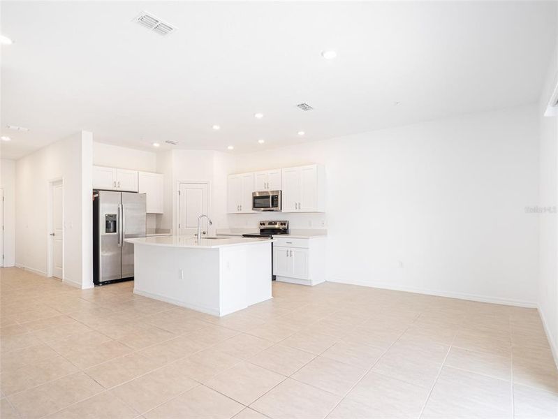 Image 36 of a home in .