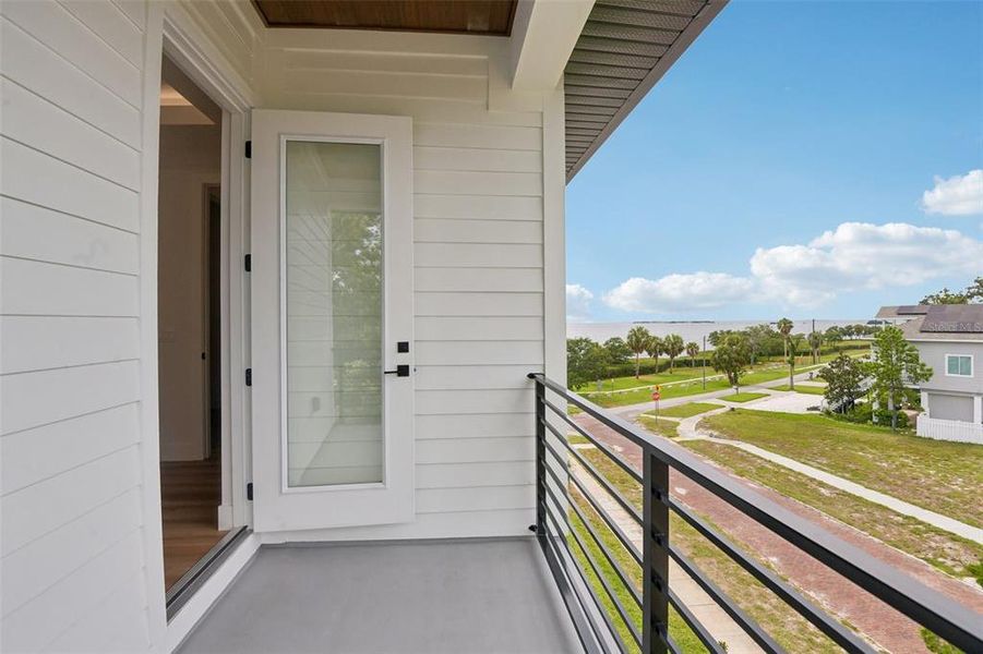 Exterior details and patio area of a home in , Tarpon Springs (Image 35). Exterior details and patio area of a home in , Tarpon Springs (Image 35).