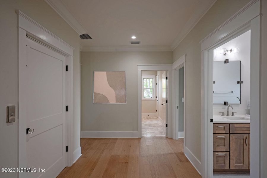 Spacious, unfurnished interior of a new home in , Jacksonville (Image 156).