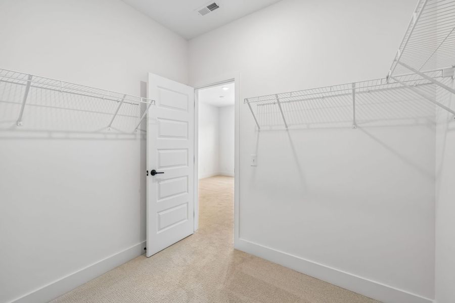 Spacious, unfurnished interior of a new home in Skyline, Nashville (Image 33).