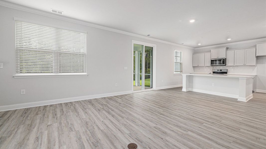 Spacious, unfurnished interior of a new home in Chapman Village, Conway (Image 12).