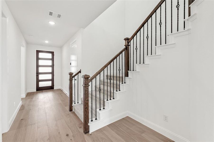 Spacious, unfurnished interior of a new home in Creekview Meadows, Pilot Point (Image 35).