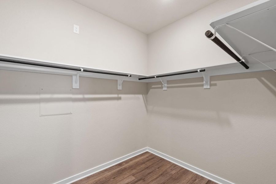 Spacious, unfurnished interior of a new home in Arabella on the Prairie 60', Richmond (Image 17).