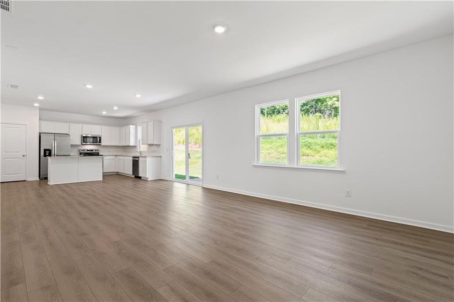 Spacious, unfurnished interior of a new home in Avery Ridge, Gainesville (Image 28). Spacious, unfurnished interior of a new home in Avery Ridge, Gainesville (Image 28).
