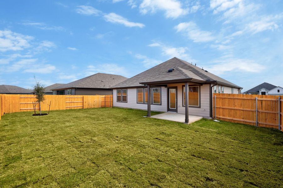 Exterior details and patio area of a home in Prairie Winds, Hutto (Image 21).