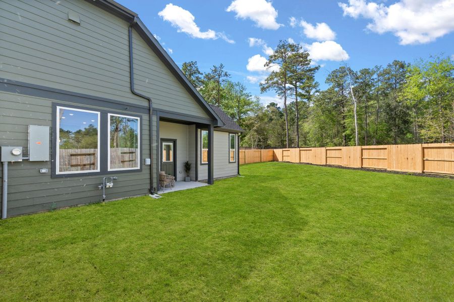 Exterior details and patio area of a home in Santa Rita Ranch, Liberty Hill (Image 4).