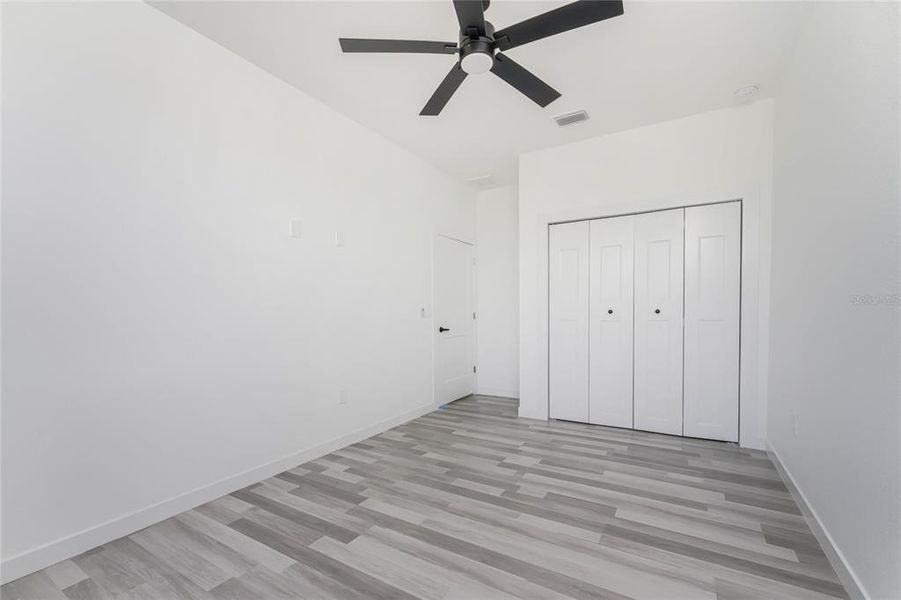 Spacious, unfurnished interior of a new home in , Port Charlotte (Image 54).