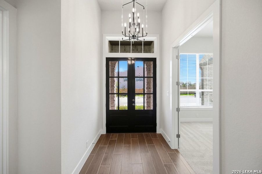 Spacious, unfurnished interior of a new home in Briggs Ranch, San Antonio (Image 22).