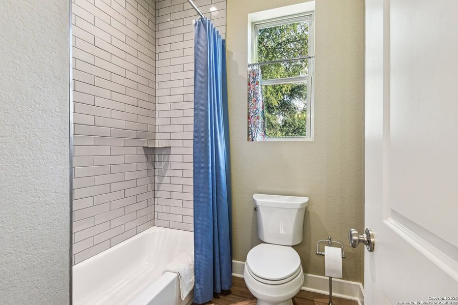 Furnished interior view inside a new home in , Spring Branch (Image 1).