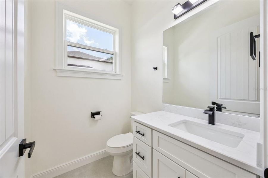 Furnished interior view inside a new home in , Clermont (Image 15).