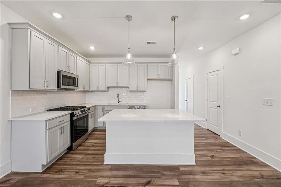 Furnished interior view inside a new home in Park Vue, Atlanta (Image 12). Furnished interior view inside a new home in Park Vue, Atlanta (Image 12).