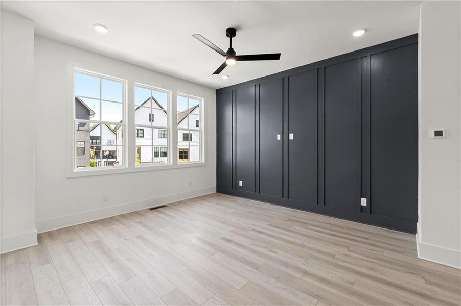 Spacious, unfurnished interior of a new home in The Gathering Alpharetta, Alpharetta (Image 36).
