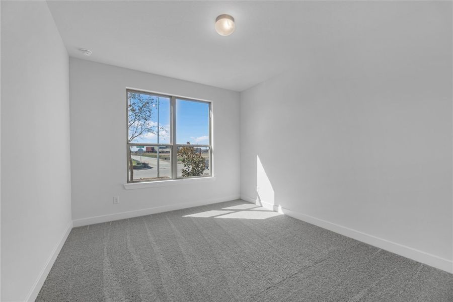 Representative image. Features, selections and colors may vary.