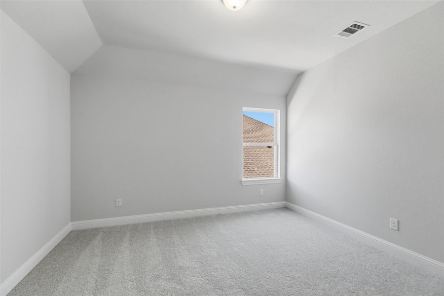 Spacious, unfurnished interior of a new home in Sundance Cove, Crosby (Image 36).