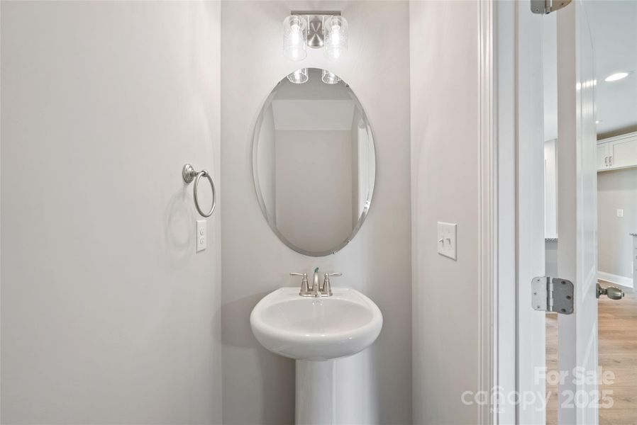 Image 43 of a home in .