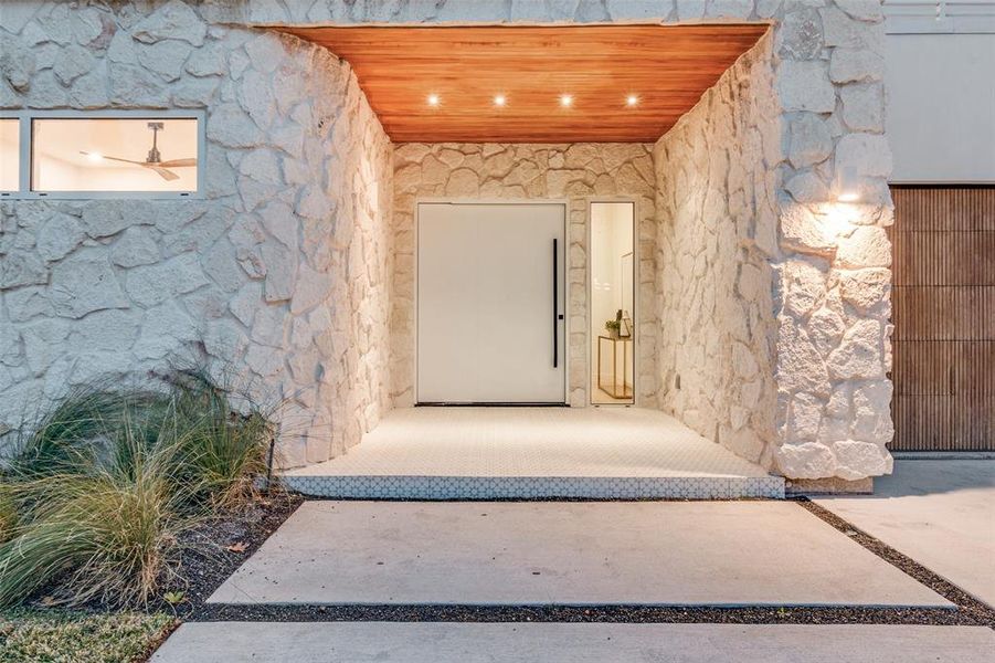 Exterior details and patio area of a home in , Dallas (Image 26).