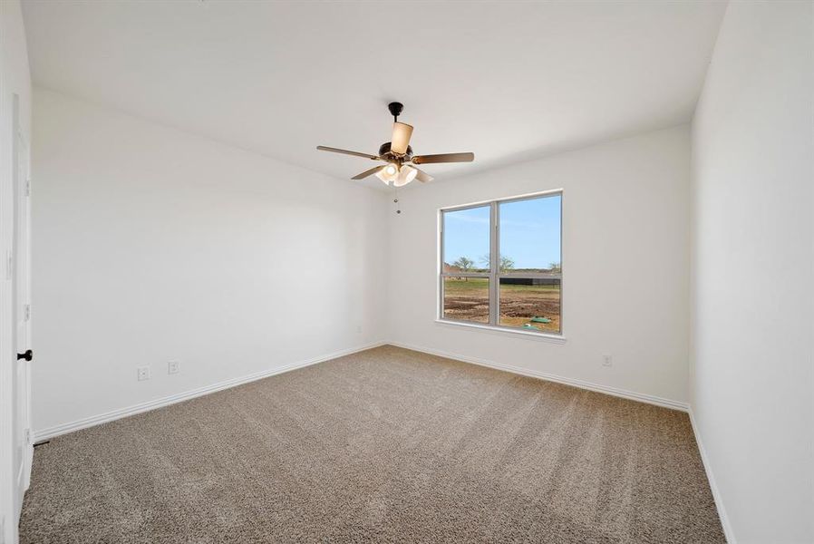 Spacious, unfurnished interior of a new home in , Waxahachie (Image 24).