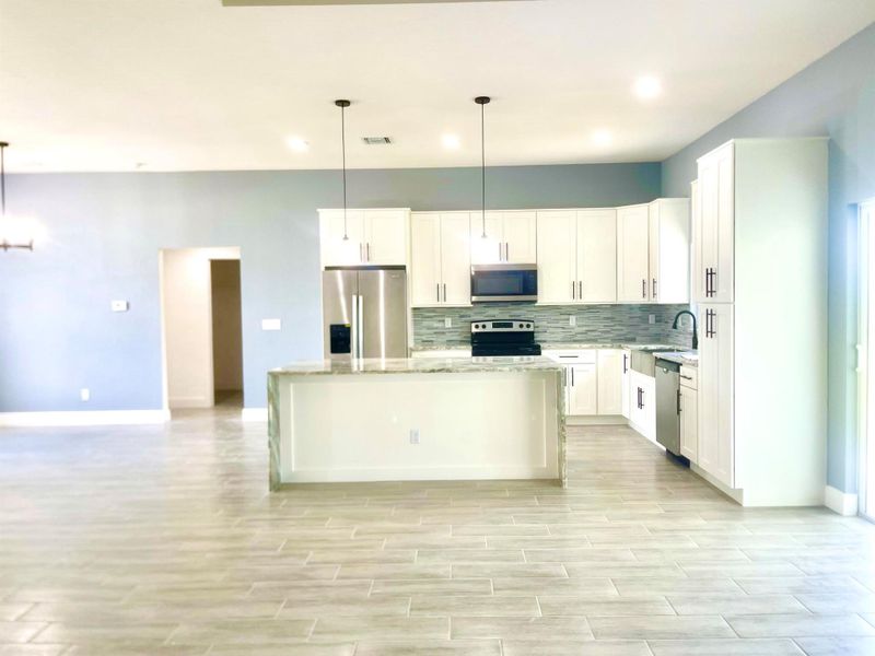 Image 18 of a home in .