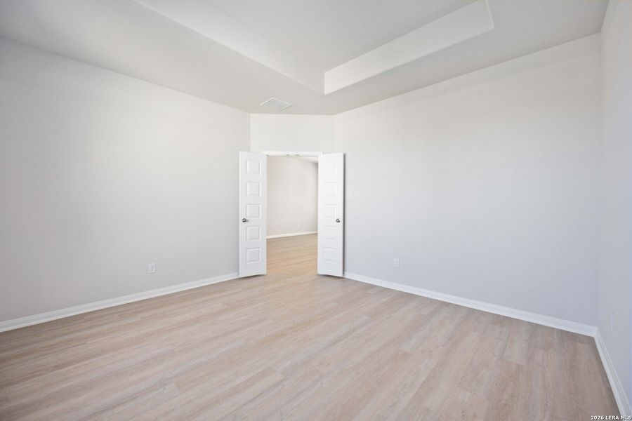 Spacious, unfurnished interior of a new home in Bonita Vista, Pleasanton (Image 20). Spacious, unfurnished interior of a new home in Bonita Vista, Pleasanton (Image 20).