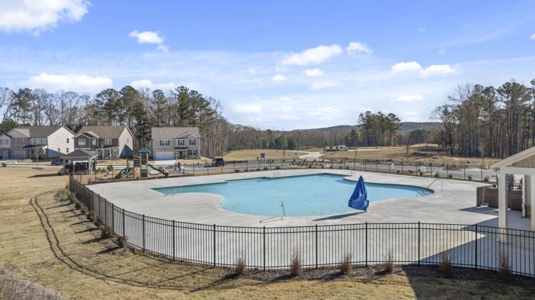Community amenities in Northwoods at Mirror Lake, Villa Rica (Image 42).