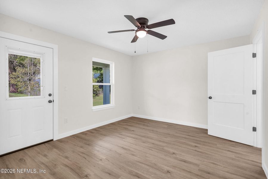 Spacious, unfurnished interior of a new home in , St. Augustine (Image 17).