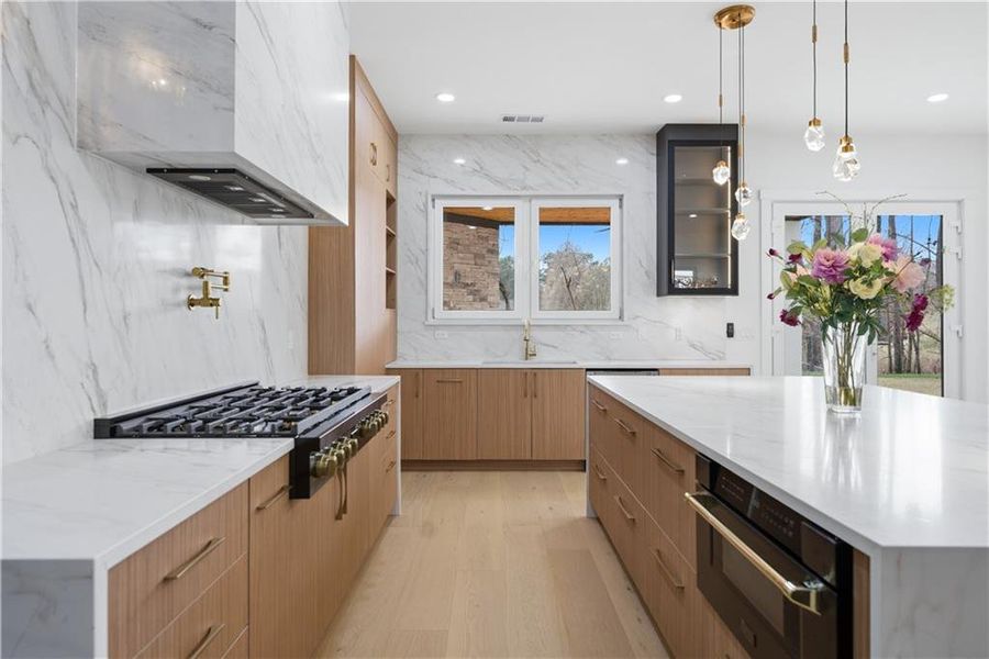 Furnished interior view inside a new home in , Buford (Image 19).