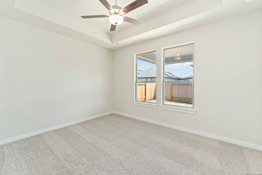 Spacious, unfurnished interior of a new home in Hunters Ranch, San Antonio (Image 13). Spacious, unfurnished interior of a new home in Hunters Ranch, San Antonio (Image 13).