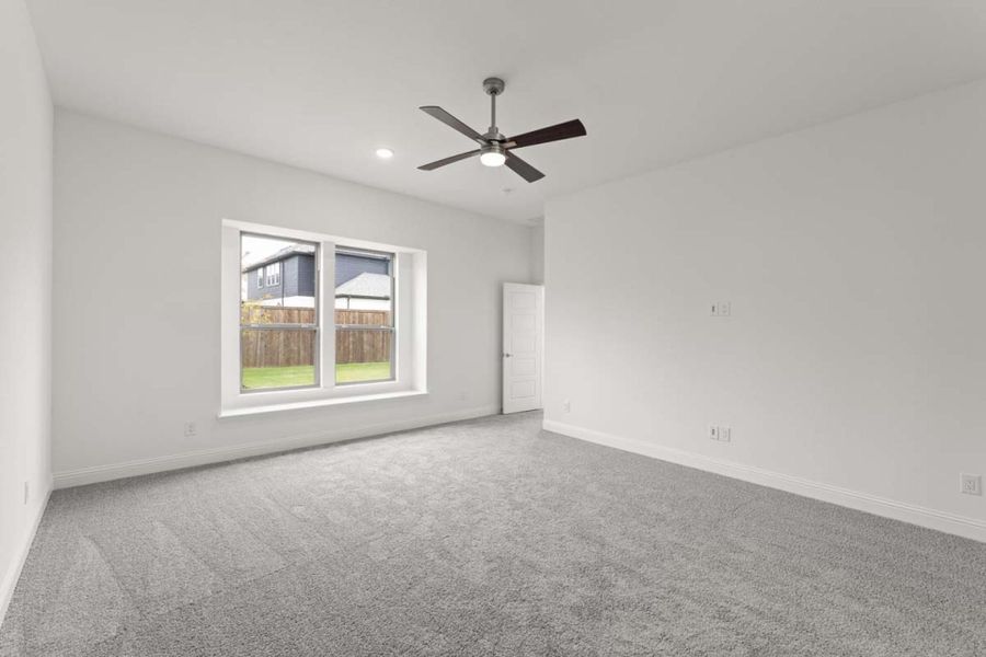 Spacious, unfurnished interior of a new home in Sutton Fields, Celina (Image 14).
