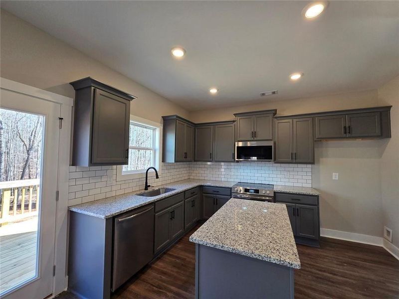 Furnished interior view inside a new home in , Dallas (Image 5).