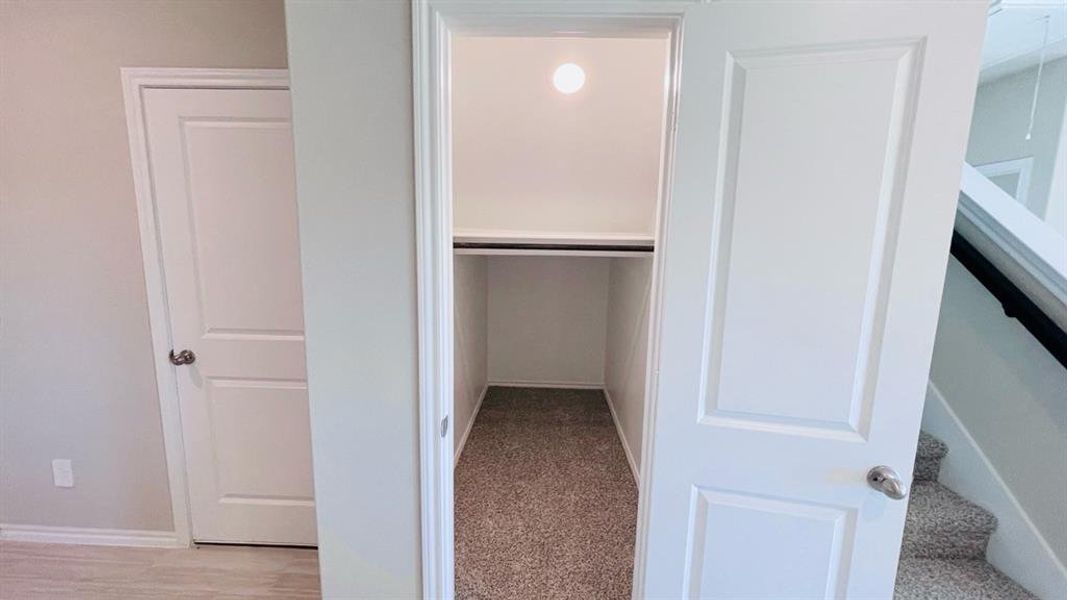 Spacious, unfurnished interior of a new home in Sunnycreek, Fort Worth (Image 21).