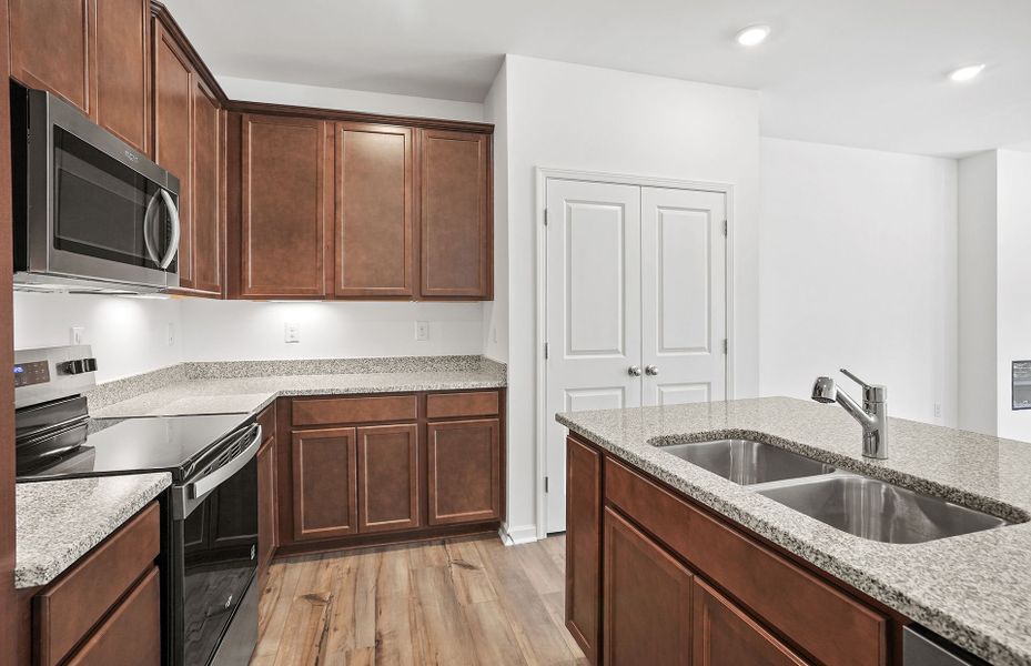 Furnished interior view inside a new home in Mallard Park, Charlotte (Image 14). Furnished interior view inside a new home in Mallard Park, Charlotte (Image 14).