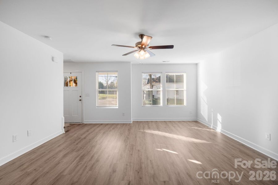 Spacious, unfurnished interior of a new home in , Concord (Image 14).